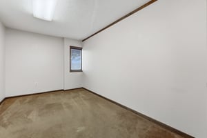 33490380