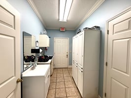 33493407