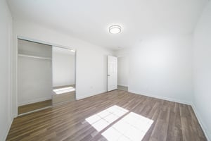 33504971