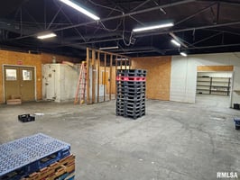 33532172