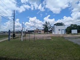 33543120