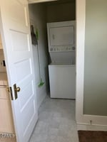 33593721