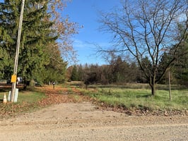 33647058