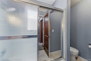 33674598