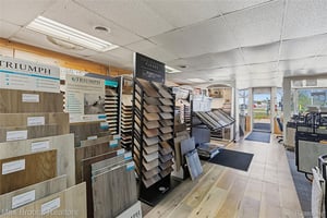 33674573