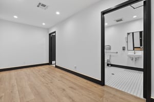 33682087