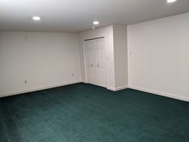 33688589