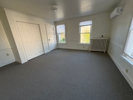 33688578