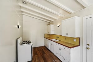 33689429
