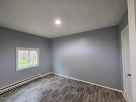33696285