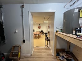 33731648