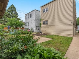33772853