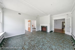 34135954
