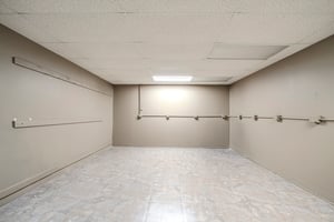 34275735