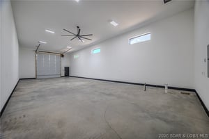 34513572