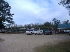 1370410