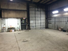 1313873