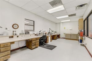 29685576