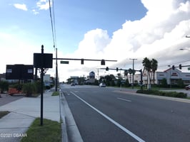 5841038