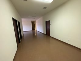 10057016