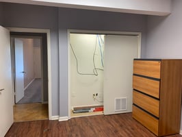 9810728