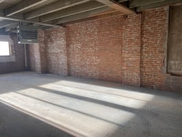 4376886
