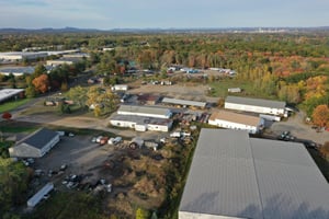 4900058
