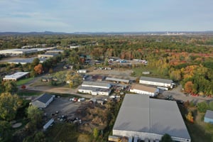 4900057
