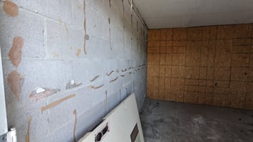 5261043