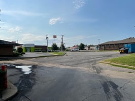 4738037