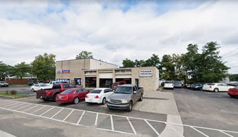 31683105