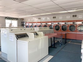 5943001