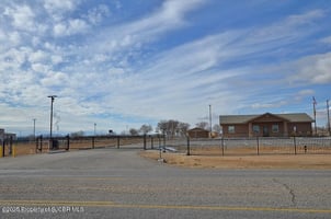 22985533