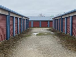 6304075
