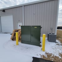 31683640