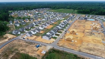 7059258