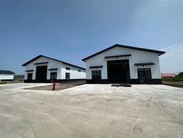 23547362