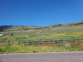 15966315