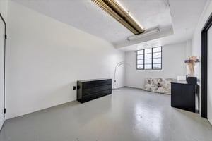22946280