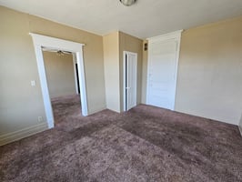 22074495