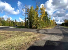 9083973