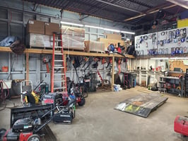 9086437