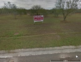 8585738