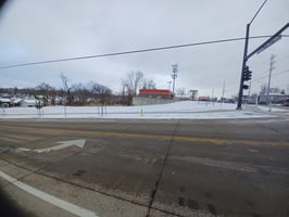 9335225