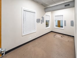 3853368