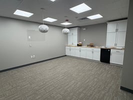 10952643