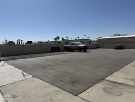 10963571