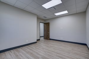 11135600