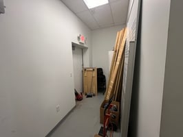 3057484