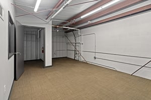 3268546